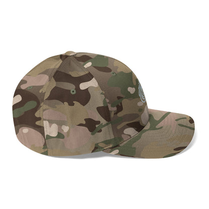 Wavebound Lion Structured Twill Cap – Sleek Fit with Athletic Design