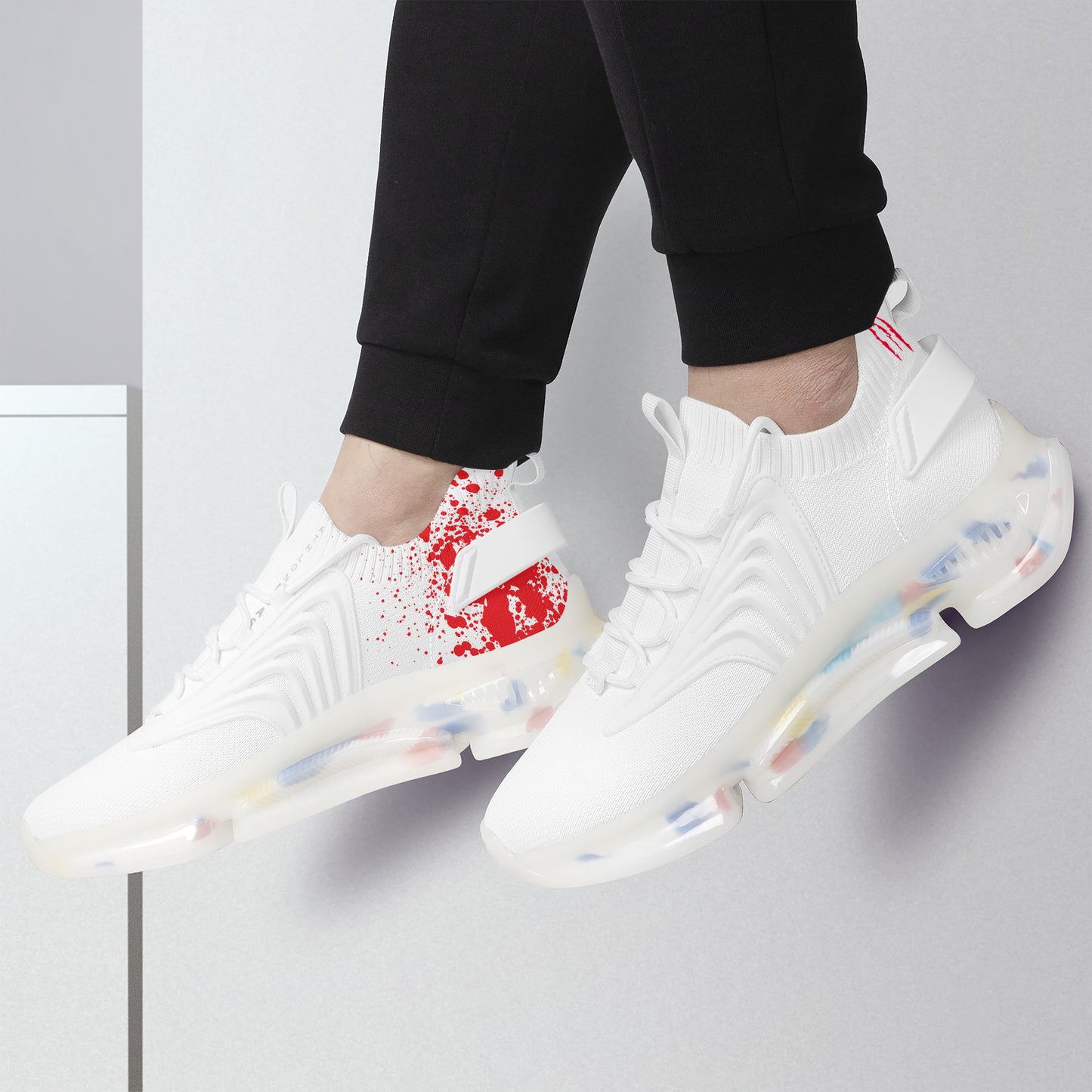 PUMP N FLY Reacts Trainers - White/White