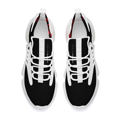 PUMP N FLY Reacts Trainers - White/Black