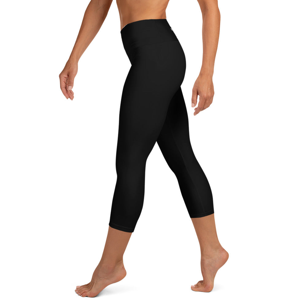 AxB Black Yoga Capri Leggings