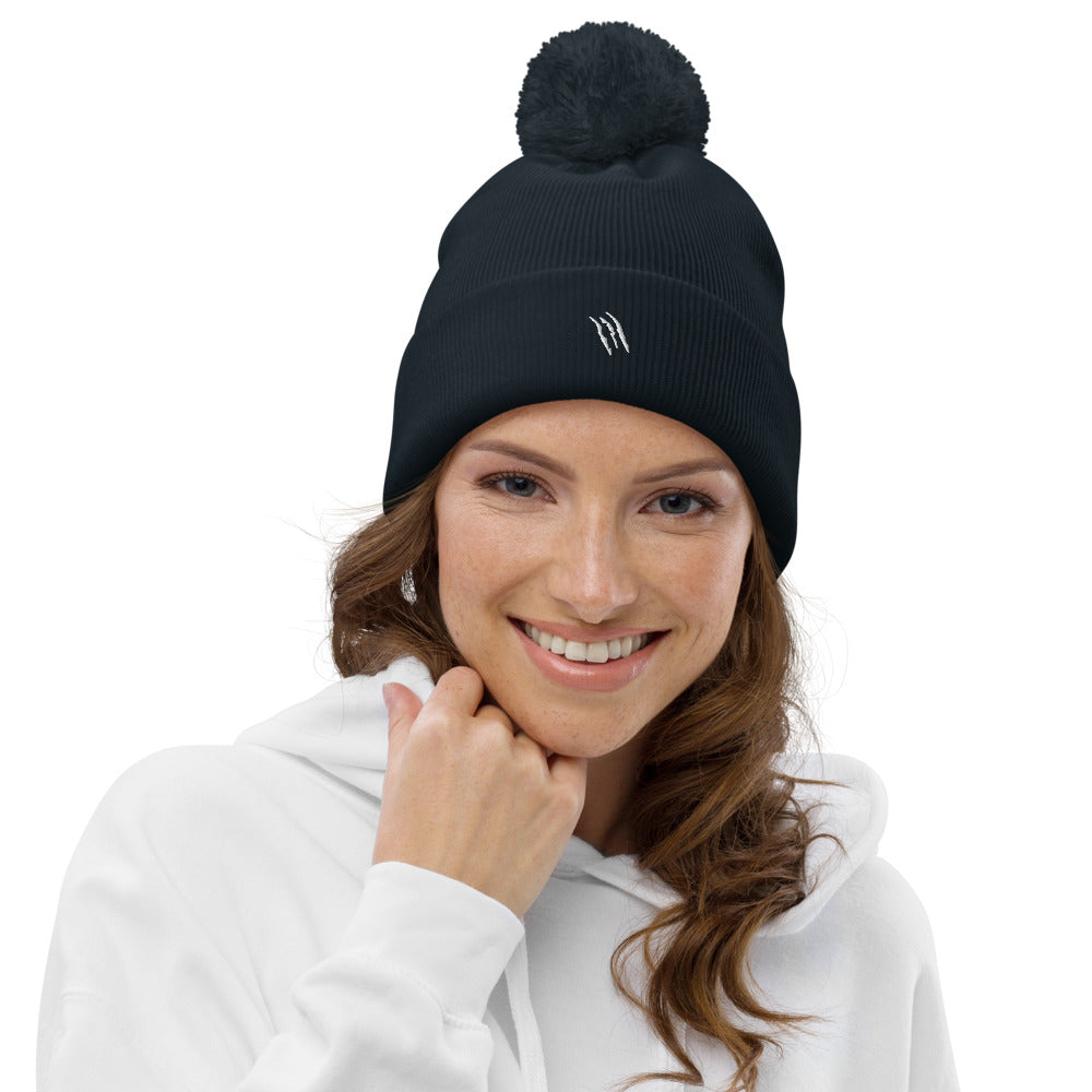 SCRATCH Pom pom beanie