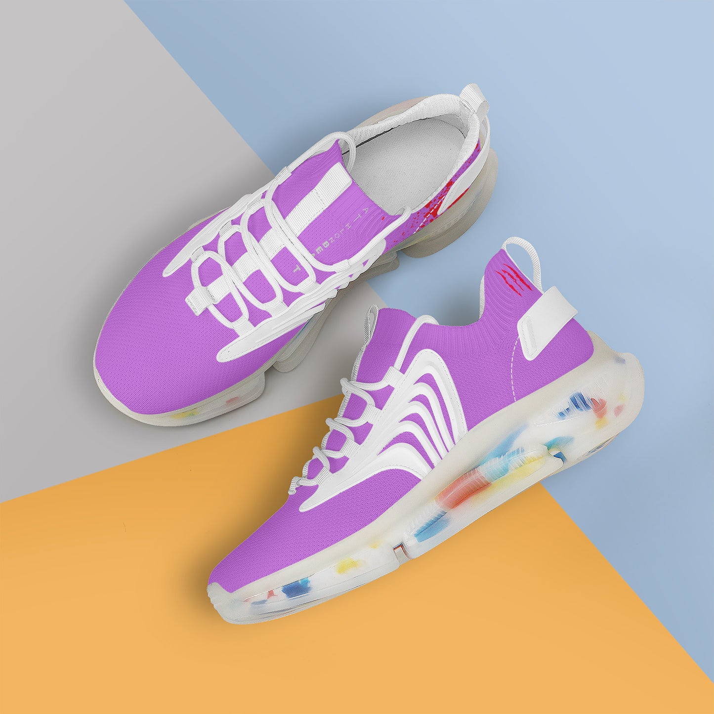 PUMP N FLY Reacts Trainers - White/Violet