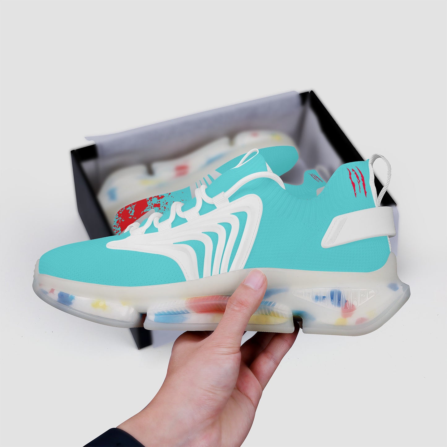 PUMP N FLY Reacts Trainers - White/Turquoise